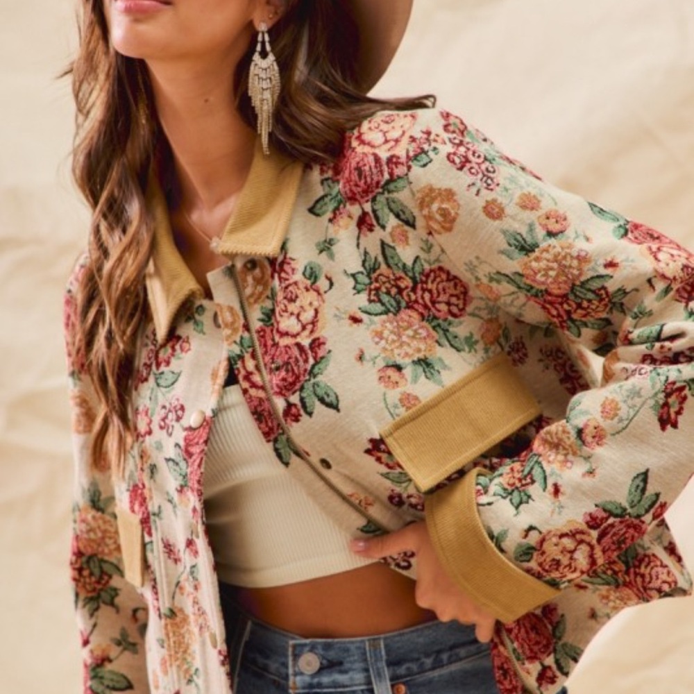 OD42–So Me Floral Beige Blazer - Picture 3 of 4